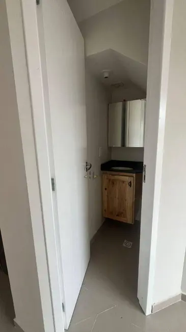 Casa com 2 quartos à venda, 73m2 em Joinville - SC - imagem 4 Foto 4 de Casa com 2 quartos à venda, 73m2 em Joinville - SC