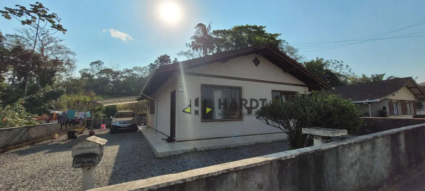Foto 1 de Casa com 3 quartos à venda, 374m2 em Rio Bonito (Pirabeiraba), Joinville - SC