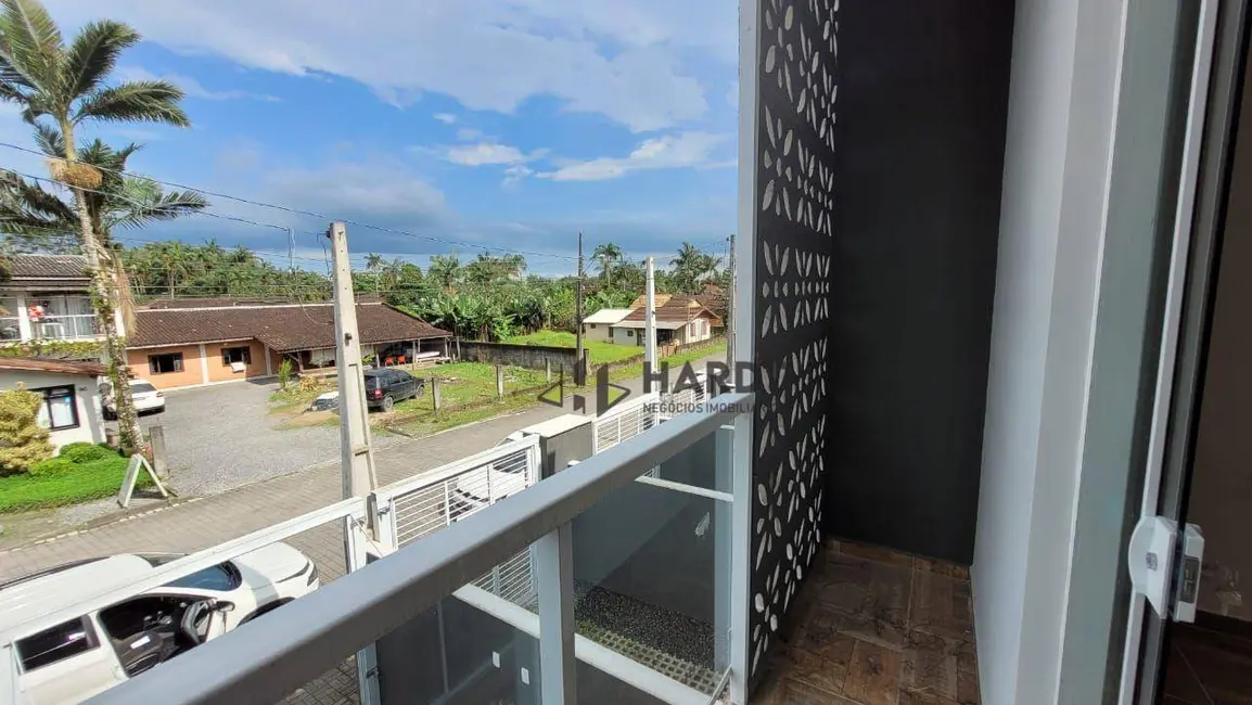 Casa de Condomínio com 2 quartos para alugar, 71m2 em Rio Bonito (Pirabeiraba), Joinville - SC - imagem 2 Foto 2 de Casa de Condomínio com 2 quartos para alugar, 71m2 em Rio Bonito (Pirabeiraba), Joinville - SC