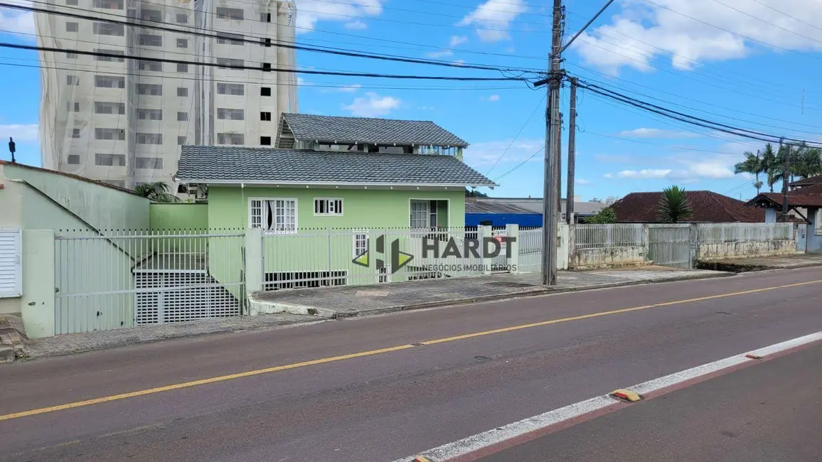 Foto 1 de Casa com 5 quartos à venda, 390m2 em Glória, Joinville - SC