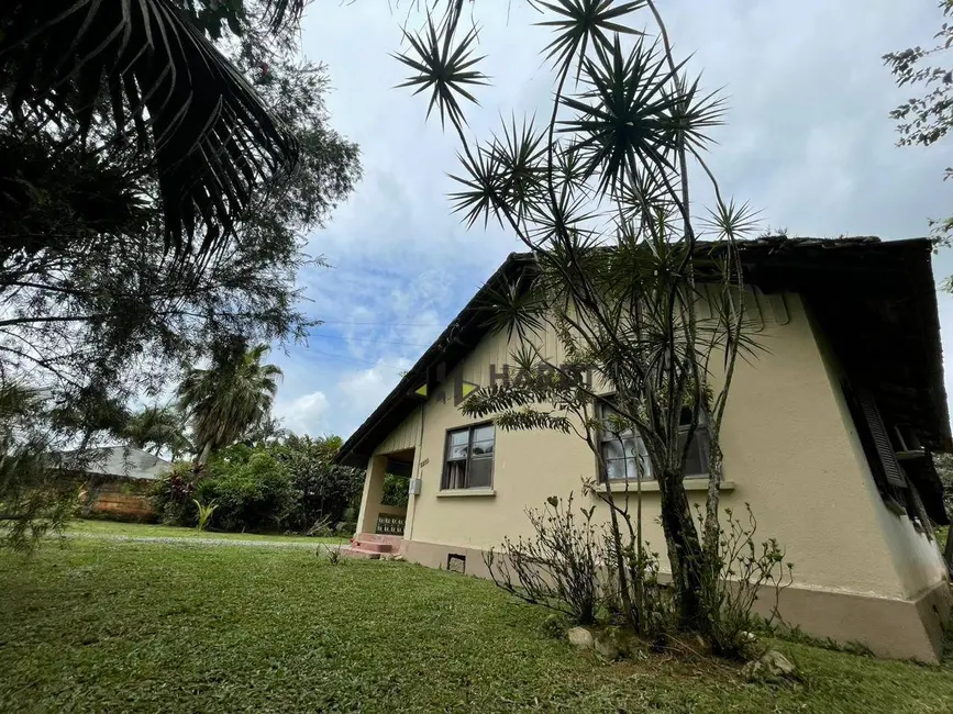 Chácara com 3 quartos à venda, 5075m2 em Rio Bonito (Pirabeiraba), Joinville, SC - imagem 1 Foto 1 de Chácara com 3 quartos à venda, 5075m2 em Rio Bonito (Pirabeiraba), Joinville, SC