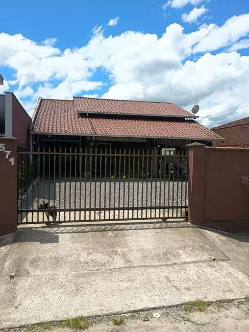 Foto 3 de Casa com 2 quartos à venda, 360m2 em Joinville - SC