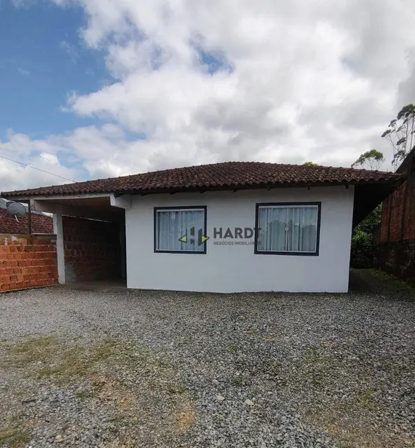 Foto 2 de Casa com 3 quartos à venda, 420m2 em Joinville - SC