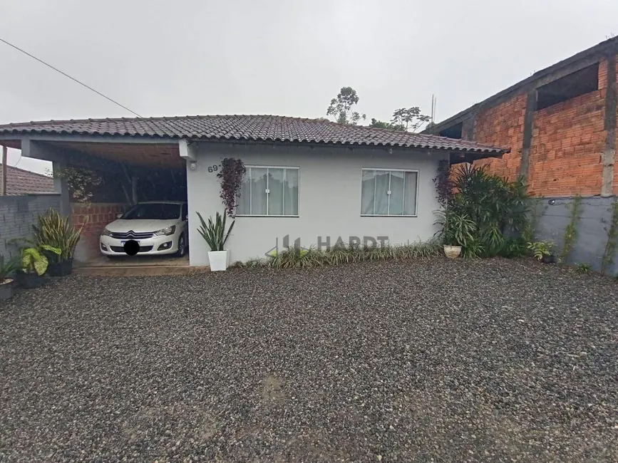 Foto 2 de Casa com 3 quartos à venda, 420m2 em Joinville - SC