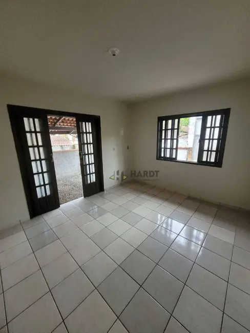 Foto 3 de Casa com 2 quartos para alugar, 79m2 em Rio Bonito (Pirabeiraba), Joinville - SC