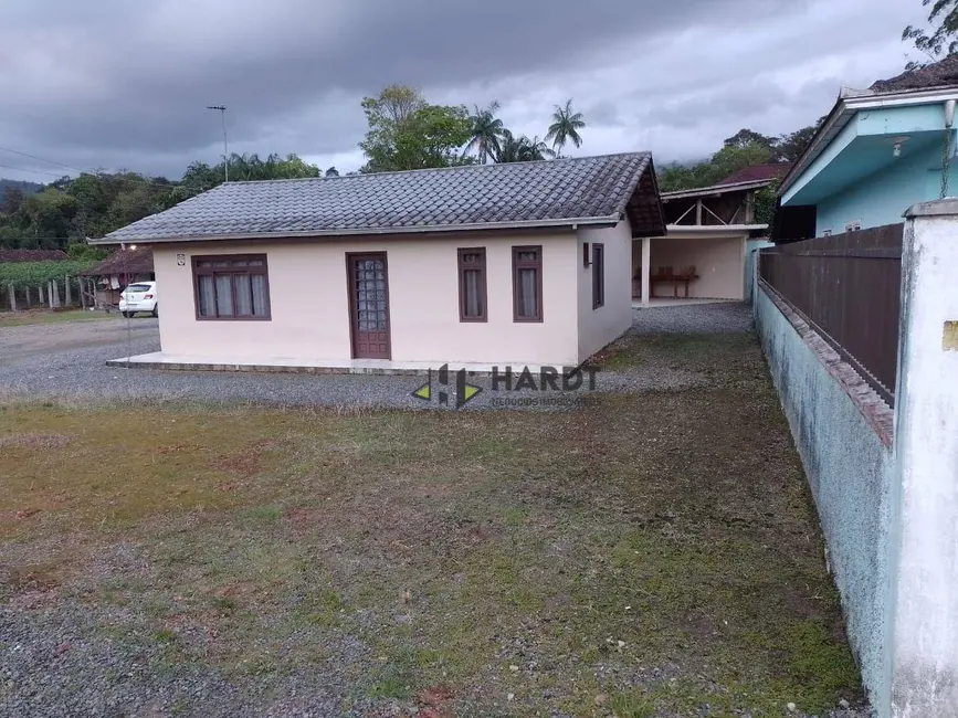 Foto 1 de Casa com 3 quartos à venda, 471m2 em Rio Bonito (Pirabeiraba), Joinville - SC