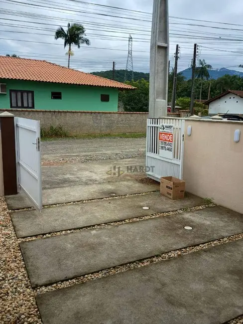 Foto 2 de Casa com 2 quartos à venda, 56m2 em Joinville - SC