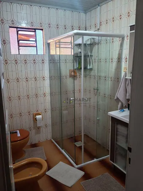 Foto 9 de Casa com 3 quartos à venda, 360m2 em Iririú, Joinville - SC