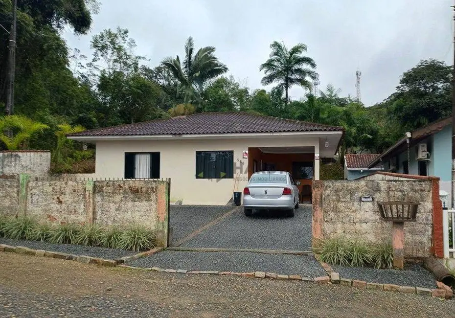 Foto 1 de Casa com 3 quartos à venda, 389m2 em Rio Bonito (Pirabeiraba), Joinville - SC