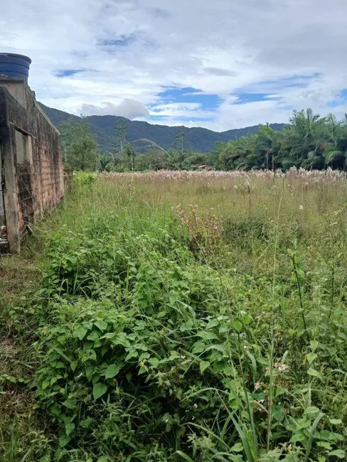 Foto 2 de Terreno / Lote à venda, 1669m2 em Garuva - SC
