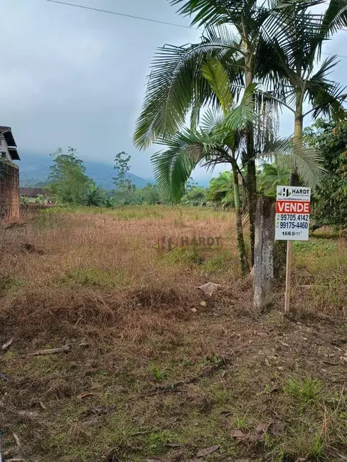 Foto 1 de Terreno / Lote à venda, 1669m2 em Garuva, SC