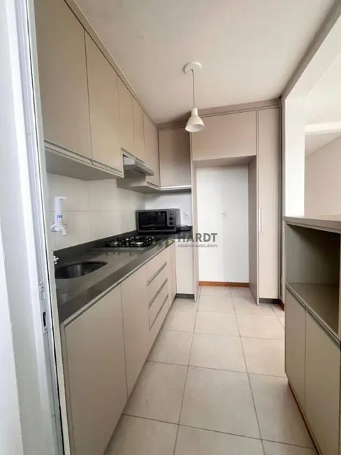 Apartamento com 3 quartos à venda, 81m2 em Joinville - SC - imagem 1 Foto 1 de Apartamento com 3 quartos à venda, 81m2 em Joinville - SC