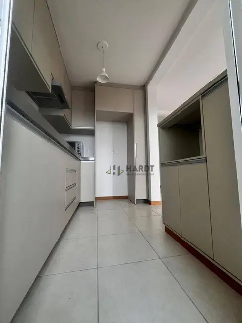 Apartamento com 3 quartos à venda, 81m2 em Joinville - SC - imagem 9 Foto 9 de Apartamento com 3 quartos à venda, 81m2 em Joinville - SC