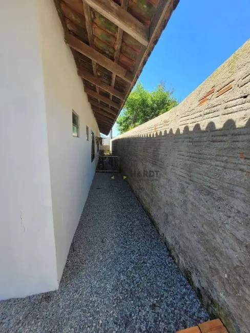 Foto 2 de Casa de Condomínio com 2 quartos para alugar, 52m2 em Joinville - SC