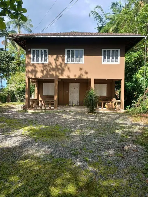 Foto 1 de Chácara com 6 quartos à venda, 4000m2 em Garuva - SC