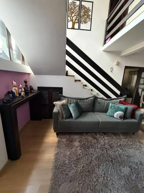 Foto 9 de Sobrado com 3 quartos à venda, 397m2 em Santo Antônio, Joinville - SC