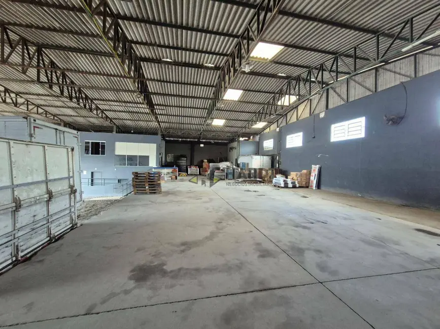 Foto 5 de Armazém / Galpão à venda, 1872m2 em Glória, Joinville - SC