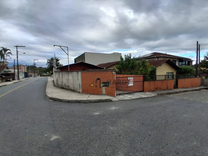 Foto 1 de Casa com 3 quartos à venda, 369m2 em Rio Bonito (Pirabeiraba), Joinville - SC