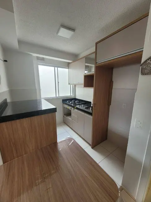 Foto 2 de Apartamento com 2 quartos para alugar, 52m2 em Joinville - SC