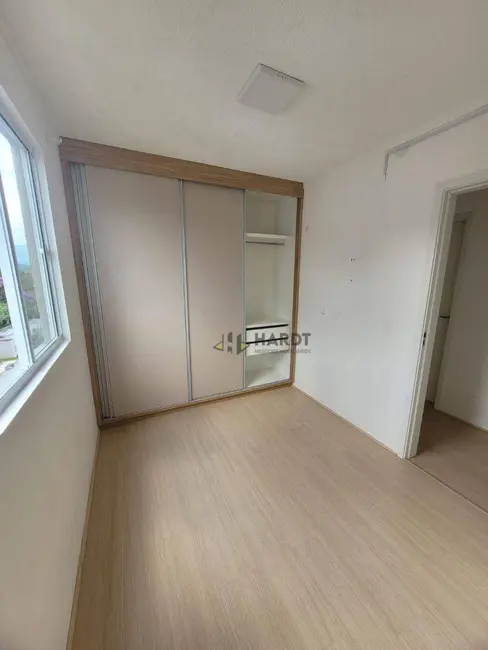 Foto 8 de Apartamento com 2 quartos para alugar, 52m2 em Joinville - SC