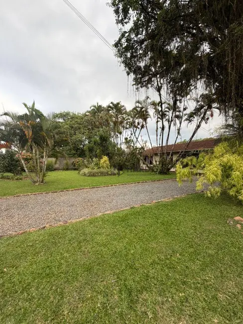 Foto 3 de Terreno / Lote à venda, 2064m2 em Joinville - SC