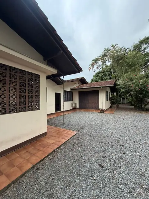 Foto 9 de Terreno / Lote à venda, 2064m2 em Joinville - SC