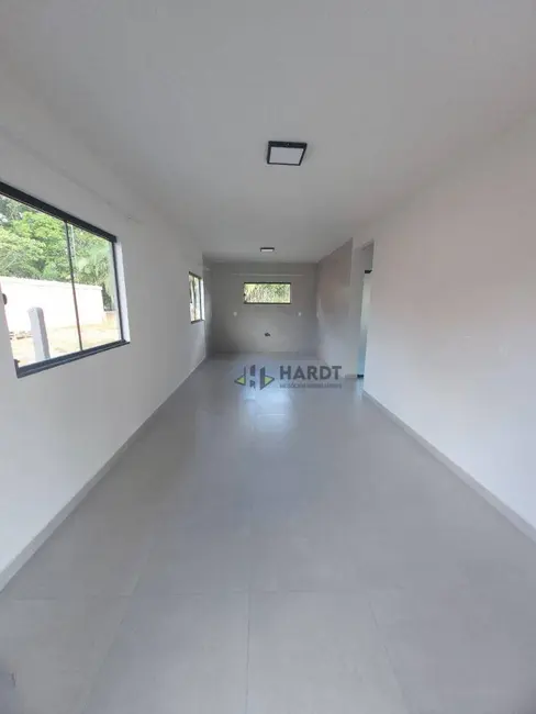 Foto 3 de Casa com 2 quartos para alugar, 120m2 em Rio Bonito (Pirabeiraba), Joinville - SC