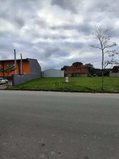 Foto 2 de Terreno / Lote à venda, 608m2 em Joinville - SC