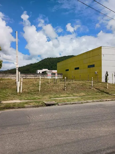 Foto 4 de Terreno / Lote à venda, 420m2 em Joinville - SC