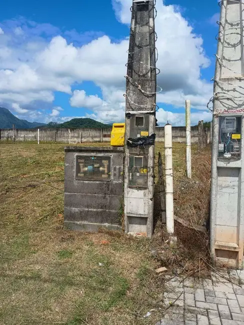 Foto 2 de Terreno / Lote à venda, 420m2 em Joinville - SC