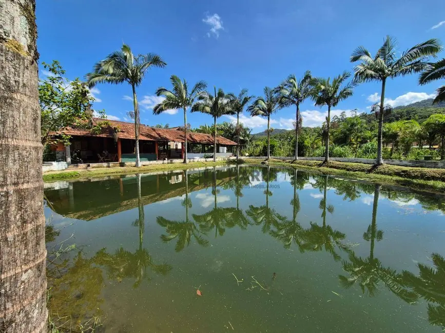 Foto 1 de Chácara com 3 quartos à venda, 44317m2 em Rio Bonito (Pirabeiraba), Joinville - SC