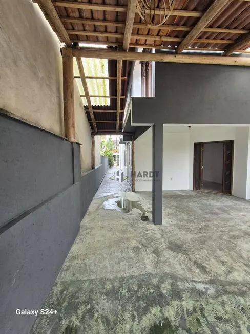 Sobrado com 4 quartos à venda, 360m2 em Joinville - SC - imagem 7 Foto 7 de Sobrado com 4 quartos à venda, 360m2 em Joinville - SC