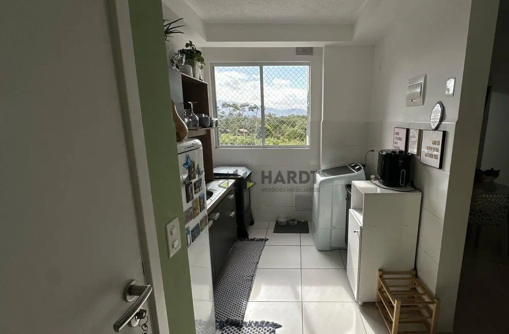 Foto 2 de Apartamento com 2 quartos à venda, 53m2 em Joinville - SC