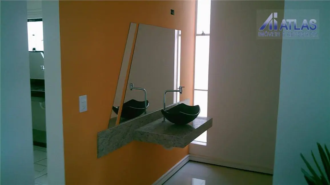 Sobrado com 3 quartos à venda, 178m2 em Jardim Japão, São Paulo - SP - imagem 6 Foto 6 de Sobrado com 3 quartos à venda, 178m2 em Jardim Japão, São Paulo - SP