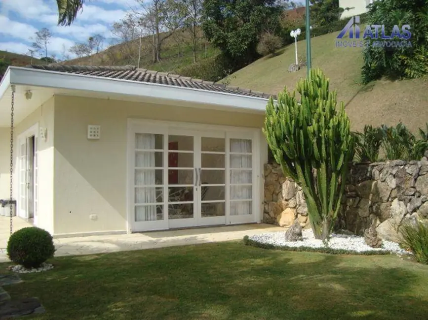 Casa de Condomínio com 4 quartos à venda, 4484m2 em Igarata - SP - imagem 3 Foto 3 de Casa de Condomínio com 4 quartos à venda, 4484m2 em Igarata - SP