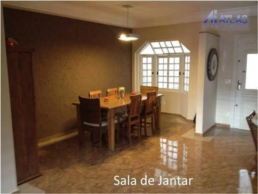 Foto 3 de Sobrado com 3 quartos à venda, 300m2 em Horto Florestal, São Paulo - SP