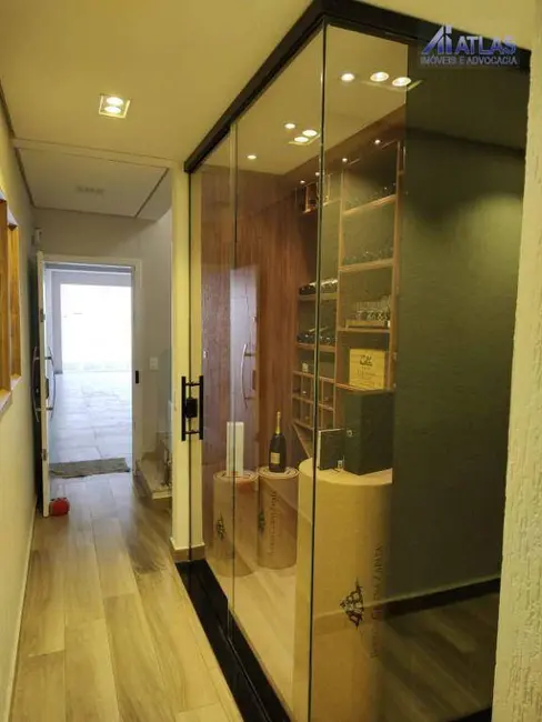 Foto 8 de Sobrado com 3 quartos à venda, 217m2 em Vila Maria Alta, São Paulo - SP