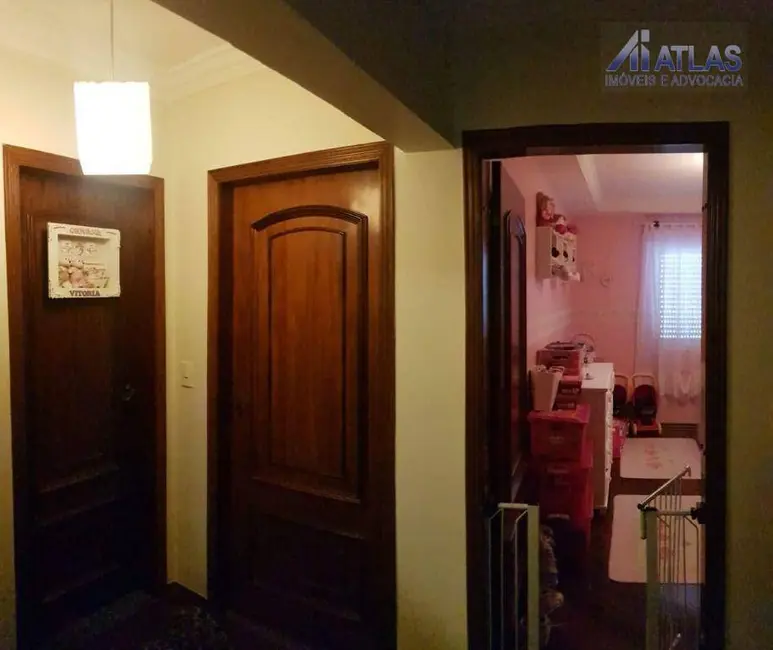 Sobrado com 3 quartos à venda, 207m2 em Vila Carrão, São Paulo - SP - imagem 4 Foto 4 de Sobrado com 3 quartos à venda, 207m2 em Vila Carrão, São Paulo - SP