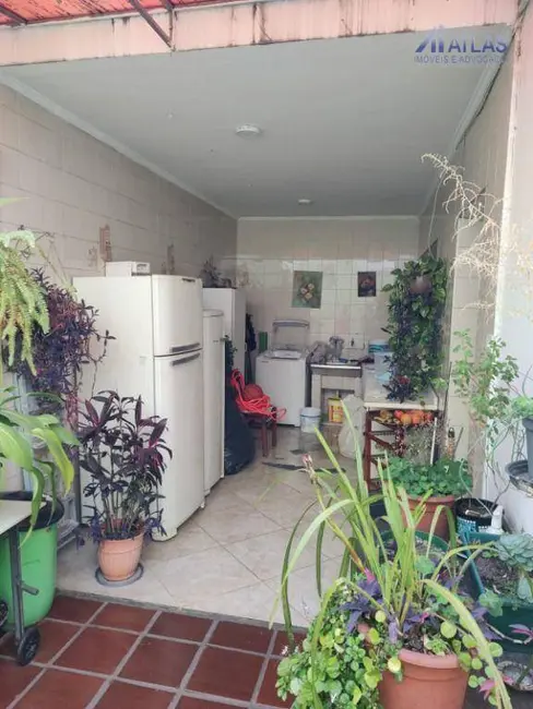 Foto 6 de Sobrado com 3 quartos à venda, 310m2 em Jardim Japão, São Paulo - SP