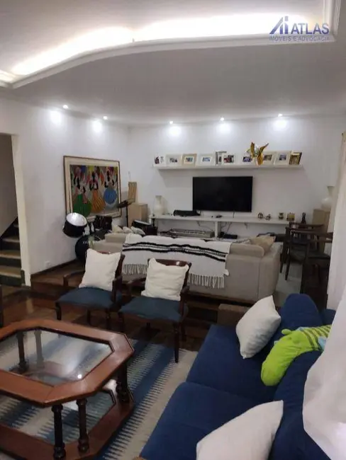 Foto 4 de Sobrado com 3 quartos à venda, 310m2 em Jardim Japão, São Paulo - SP