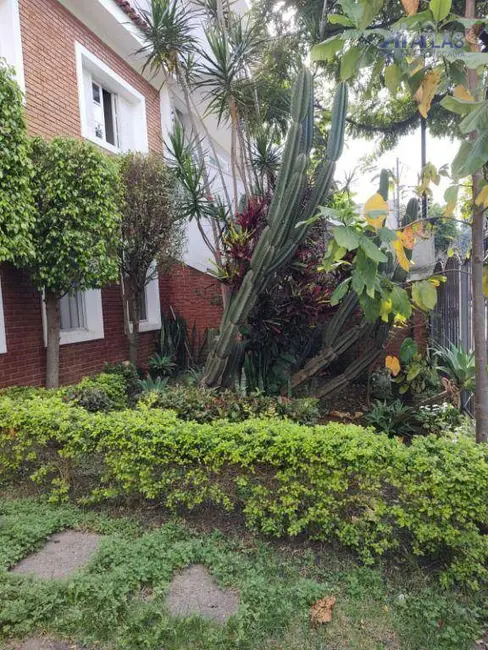 Foto 2 de Sobrado com 3 quartos à venda, 310m2 em Jardim Japão, São Paulo - SP