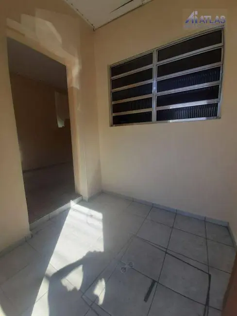 Casa com 2 quartos para alugar, 200m2 em Vila Maria, São Paulo - SP - imagem 5 Foto 5 de Casa com 2 quartos para alugar, 200m2 em Vila Maria, São Paulo - SP