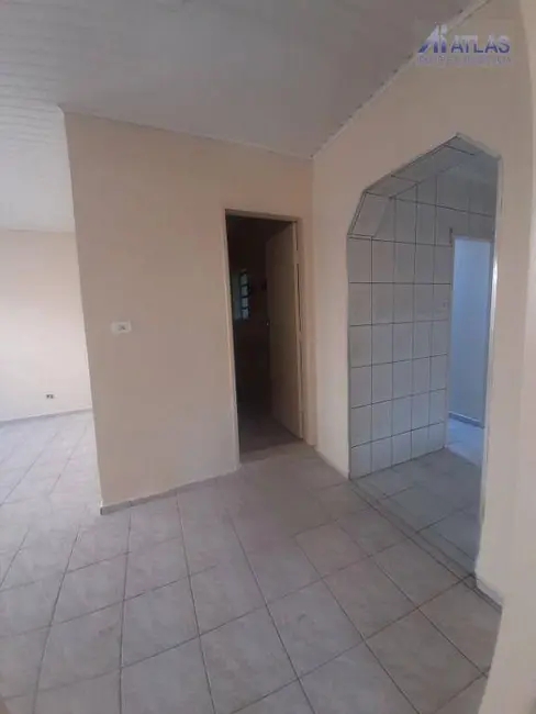 Casa com 2 quartos para alugar, 200m2 em Vila Maria, São Paulo - SP - imagem 7 Foto 7 de Casa com 2 quartos para alugar, 200m2 em Vila Maria, São Paulo - SP