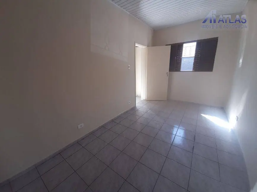 Casa com 2 quartos para alugar, 200m2 em Vila Maria, São Paulo - SP - imagem 3 Foto 3 de Casa com 2 quartos para alugar, 200m2 em Vila Maria, São Paulo - SP