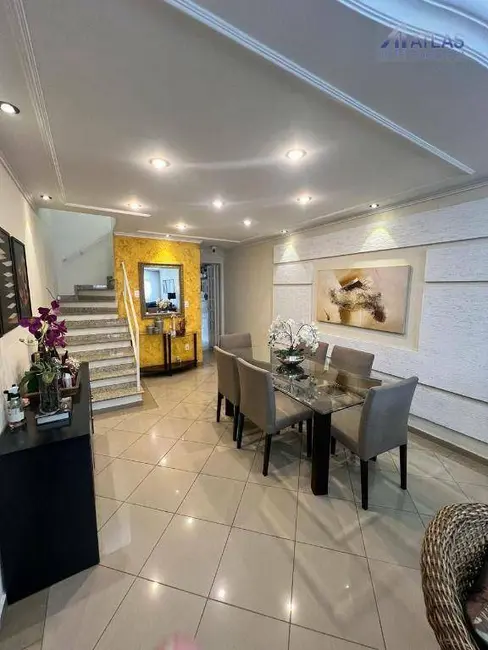 Foto 1 de Sobrado com 3 quartos à venda, 111m2 em Vila Leonor, São Paulo - SP