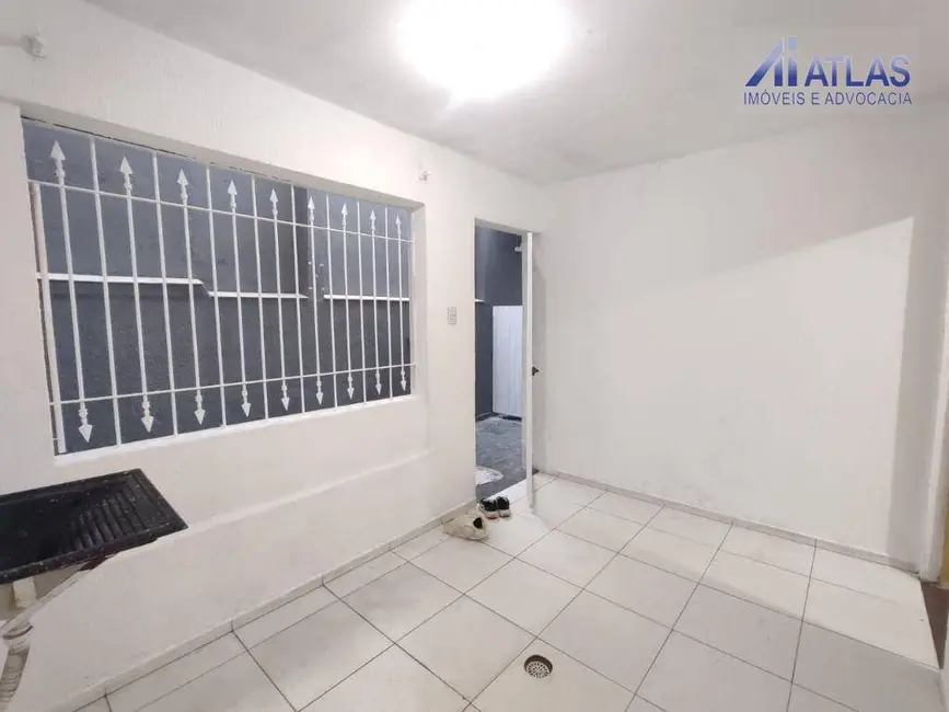 Casa com 1 quarto para alugar, 250m2 em Parque Continental I, Guarulhos - SP - imagem 3 Foto 3 de Casa com 1 quarto para alugar, 250m2 em Parque Continental I, Guarulhos - SP