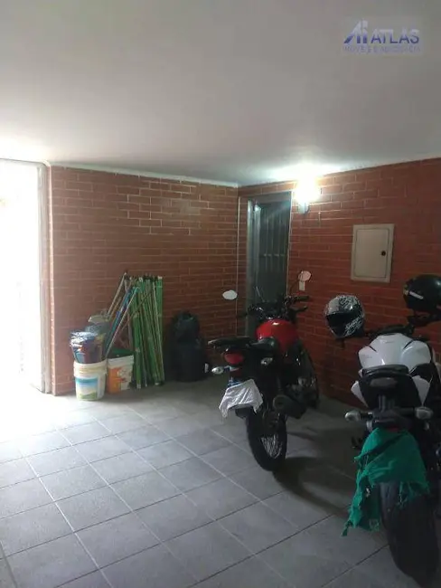 Foto 7 de Casa com 5 quartos para alugar, 250m2 em Jardim Guanca, São Paulo - SP