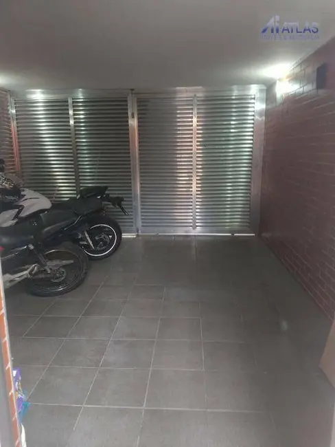 Foto 6 de Casa com 5 quartos para alugar, 250m2 em Jardim Guanca, São Paulo - SP