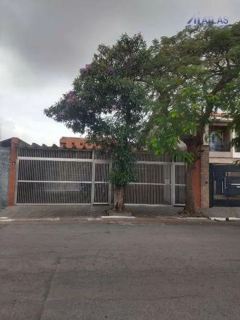 Foto 2 de Casa com 5 quartos para alugar, 250m2 em Jardim Guanca, São Paulo - SP