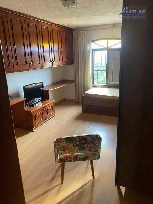 Sobrado com 3 quartos à venda, 240m2 em Jardim Japão, São Paulo - SP - imagem 3 Foto 3 de Sobrado com 3 quartos à venda, 240m2 em Jardim Japão, São Paulo - SP